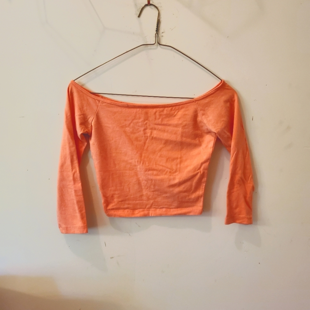 3/4 sleeve crop top